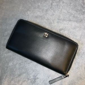 Black wallet